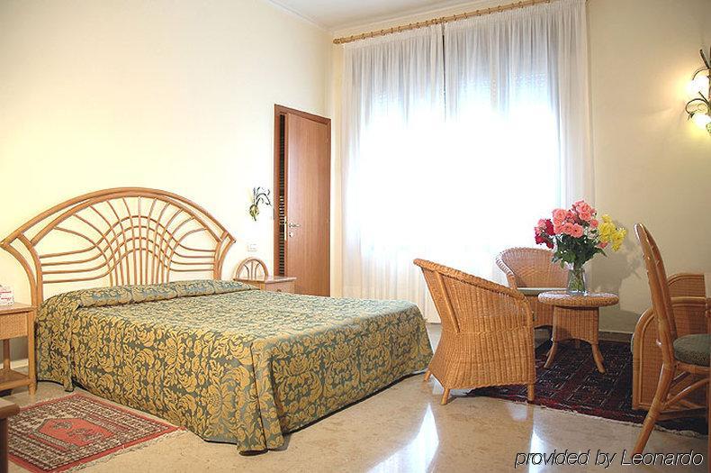 Hotel Villa Orio E Beatrice البندقية-ليدو المظهر الخارجي الصورة